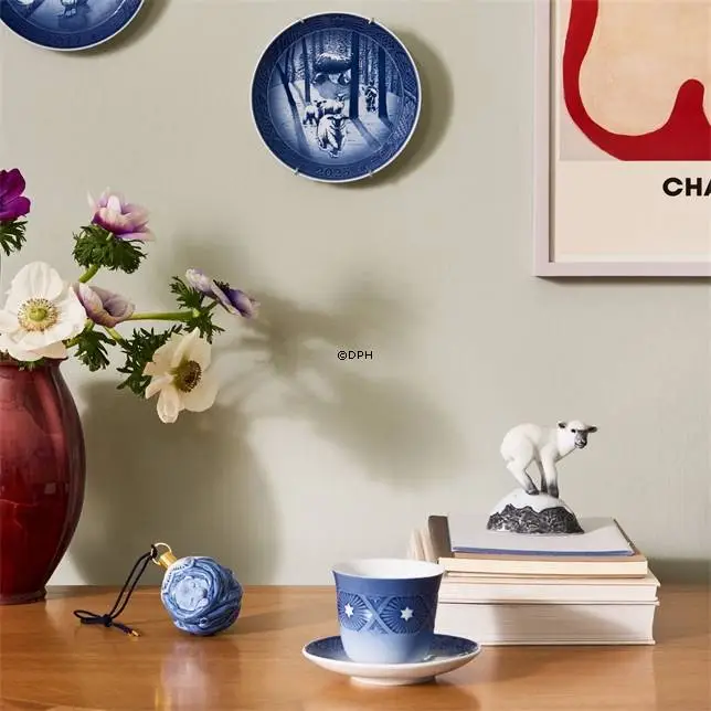 2023 Royal Copenhagen Christmas Thermal Mug With Saucer, Capacity 26 Cl. 5 2023 Royal Copenhagen Christmas Thermal Mug With Saucer, Capacity 26 Cl. - Image 5