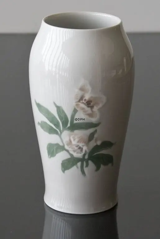 Vase Christmas Rose Service Light Colours Bing & Grondahl 2 Vase Christmas Rose Service Light Colours Bing & Grondahl - Image 2