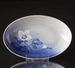 Oval Dish Service Christmas Rose 22 Cm No. 14 Or 314, Bing & Grondahl