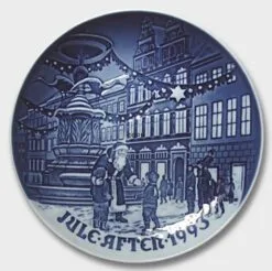 Santa On Amager Square 1993, Bing & Grondahl Christmas Plate