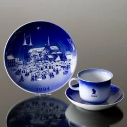 1994 Desiree Svend Jensen Hans Christian Andersen Christmas Cup With Saucer -Fiesta Shop DK1994 c