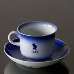 1998 Desiree Svend Jensen Hans Christian Andersen Christmas Cup With Saucer -Fiesta Shop DK1998 c