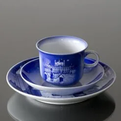 2001 Desiree Svend Jensen Hans Christian Andersen Christmas Cup With Saucer -Fiesta Shop DK2001 c