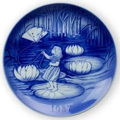 Thumbelina - 1987 Desiree Hans Christian Andersen Christmas Plate, Cake Plate -Fiesta Shop DX1987 e