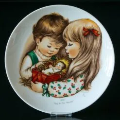 1977 Hummel Goebel Charlot Byj Christmas Plate
