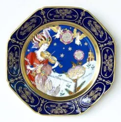 1982 Christmas Plate Hutschenreuther