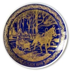 1978 Ravn Cobalt Blue Christmas Plate Horsedrawn Sledge