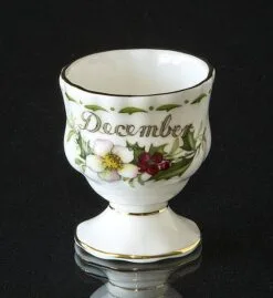 Royal Albert Monthly Egg Cup With Flowers December Christmas Rose
