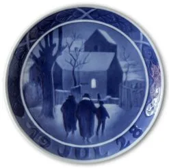 Reverend On His Way To Church 1928, Royal Copenhagen Christmas Plate