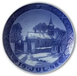 The Church In Noddebo, Frederiksborg County 1948, Royal Copenhagen Christmas Plate