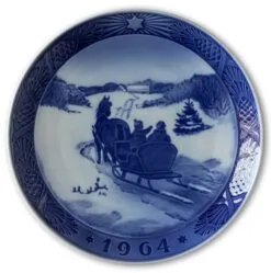 Sledge In Snowy Landscape 1964, Royal Copenhagen Christmas Plate