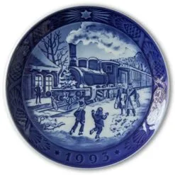 Christmas Guests 1993, Royal Copenhagen Christmas Plate