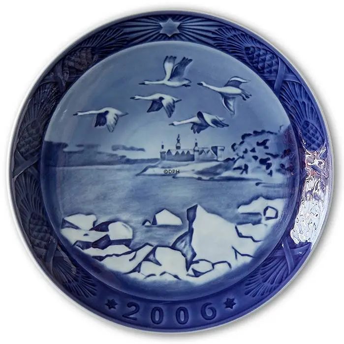 Kronborg Castle 2006, Royal Copenhagen Christmas Plate 1 Kronborg Castle 2006, Royal Copenhagen Christmas Plate