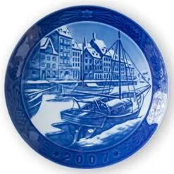 Christmas In Nyhavn 2007, Royal Copenhagen Christmas Plate -Fiesta Shop RX2007 b