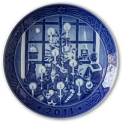 Waiting For Santa Claus 2011, Royal Copenhagen Christmas Plate