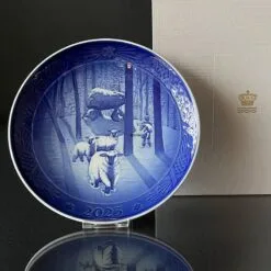 Christmas Time In The Forest, 2023 Royal Copenhagen Christmas Plate -Fiesta Shop RX2023 e